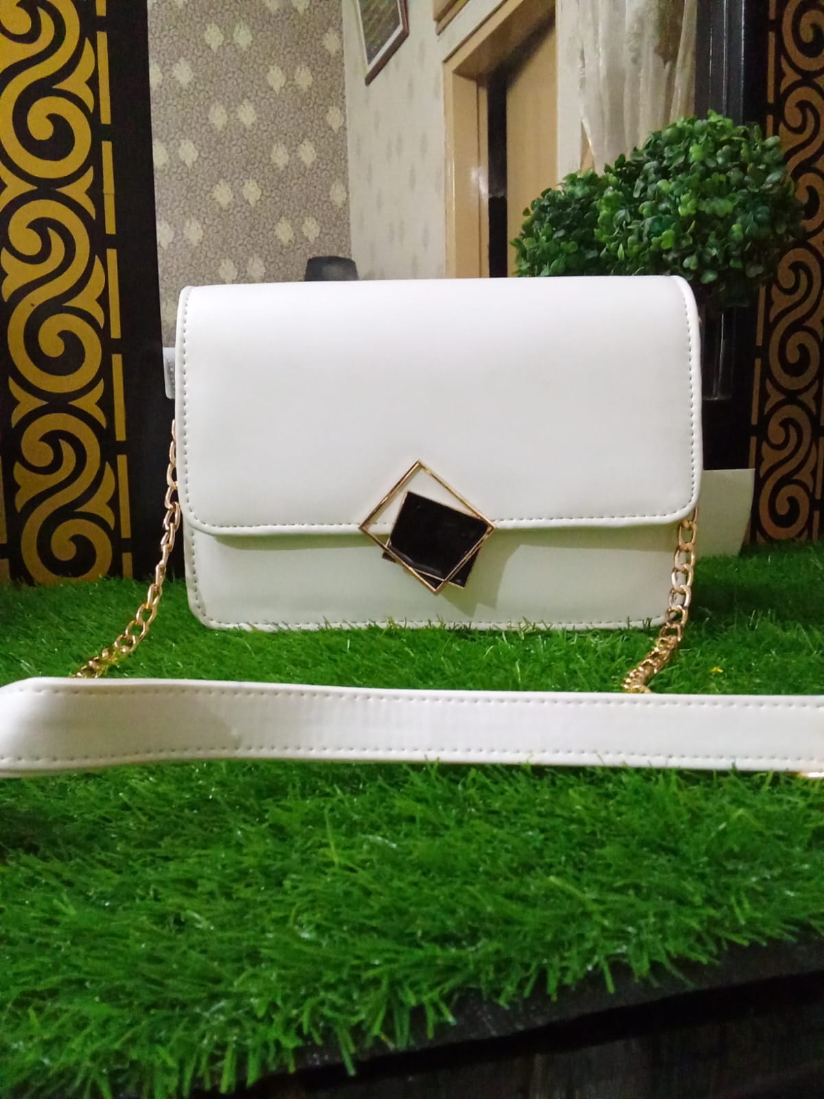 Soft Genuine Leather Shoulder Bag – Lightweight & Trendy