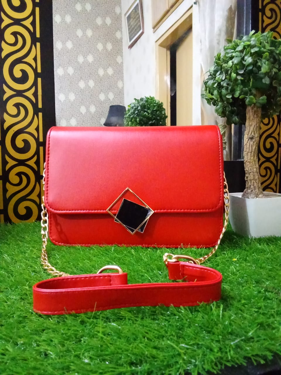 Soft Genuine Leather Shoulder Bag – Lightweight & Trendy