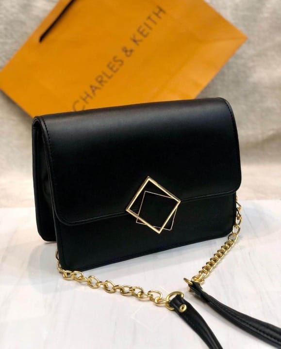 Soft Genuine Leather Shoulder Bag – Lightweight & Trendy